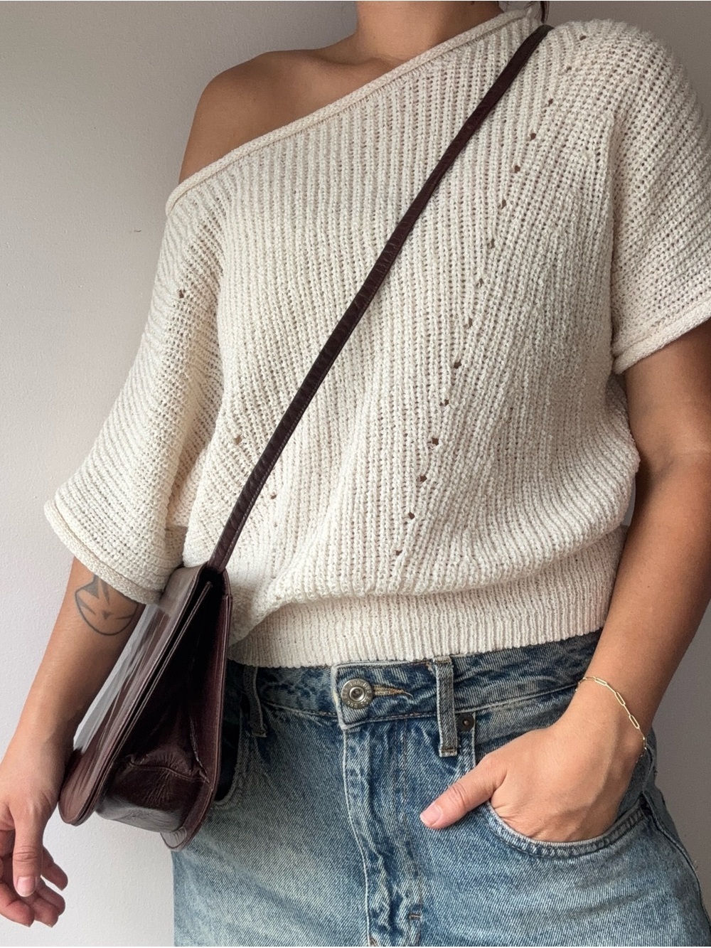 Vintage Stuart Weitzman Brown Leather Crossbody Bag - Picture 6 of 9